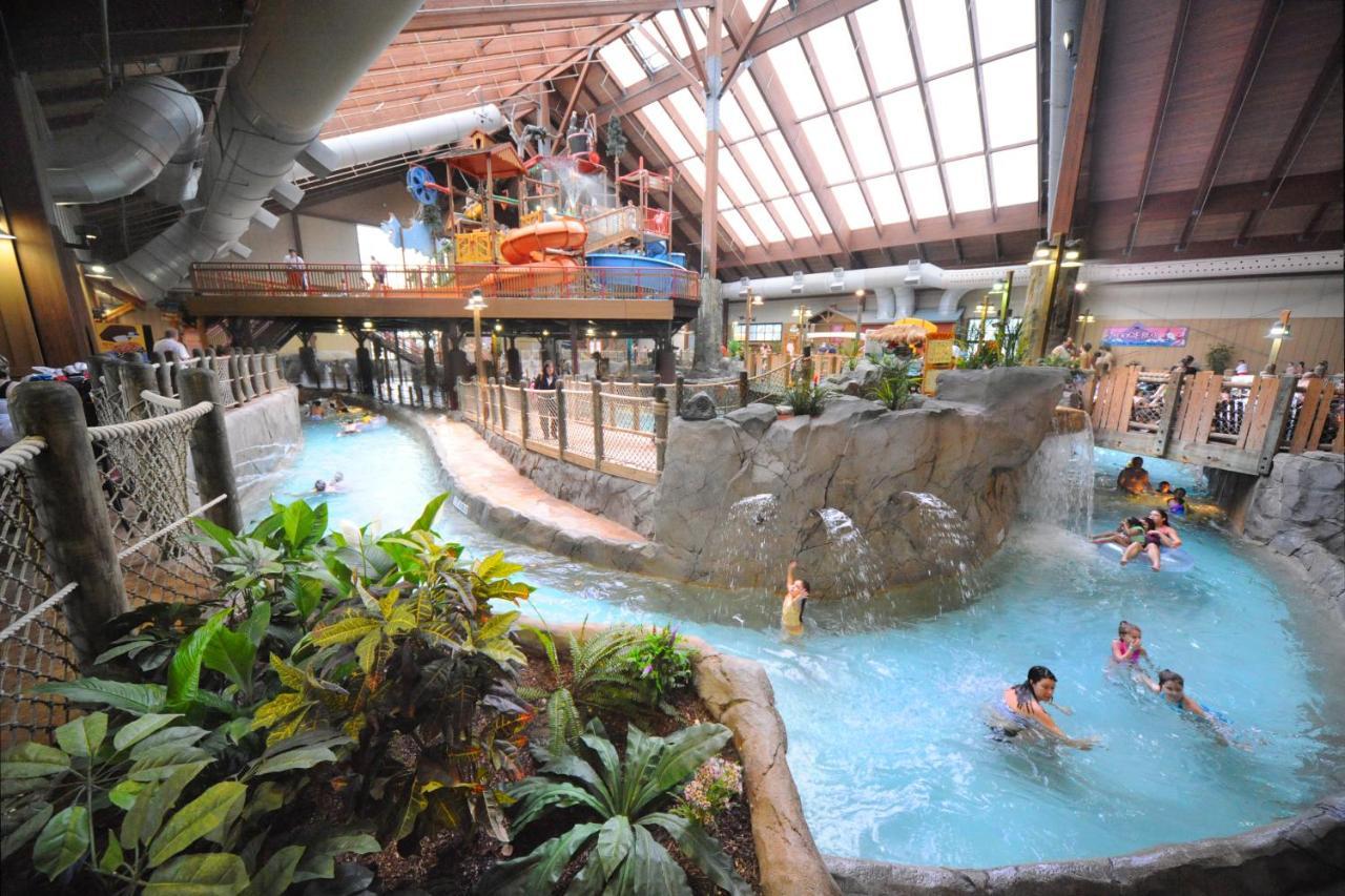 Room with Indoor Waterpark