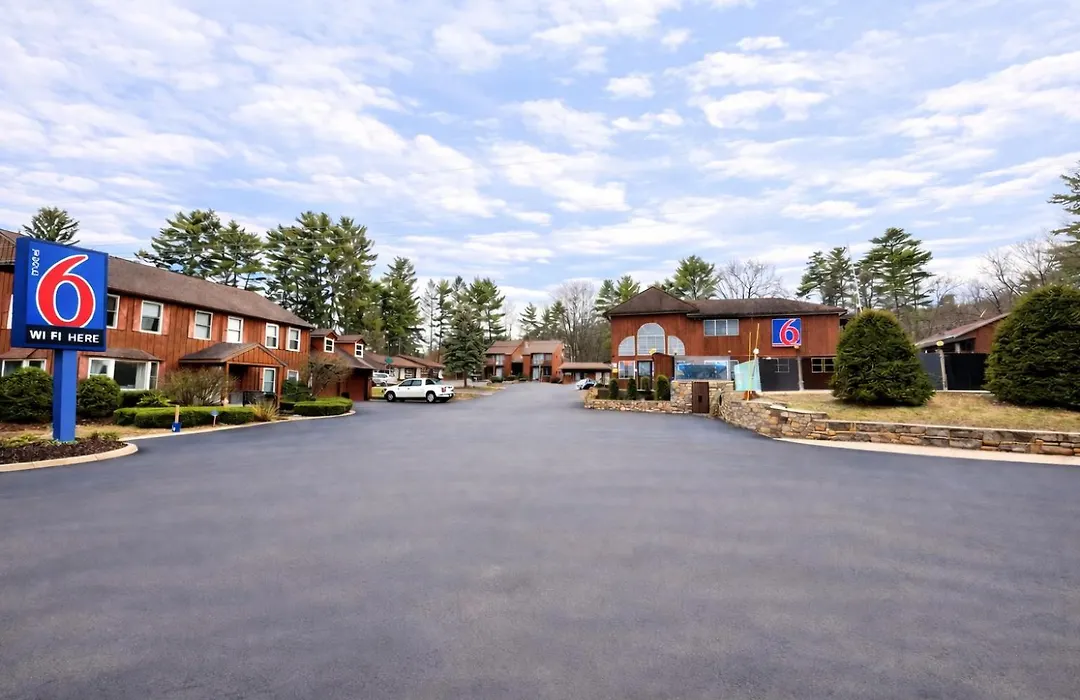 Motel 6 Lake George, Ny Adirondacks-1